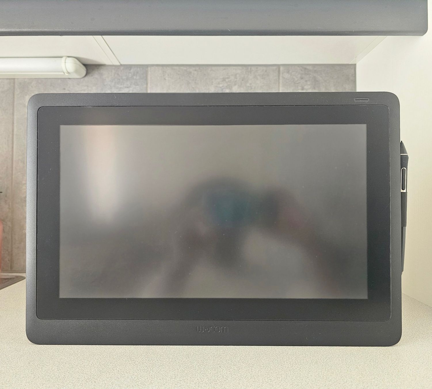 Wacom Tablet PC: Tablette graphique neuve, Wacom Cintiq 16, 5080 pi – Nuovo (secondo la descrizione) da Échandens venduto da ian_ws8d 1