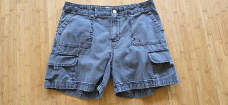 Pull&Bear Cargo Shorts Damen Gr. 40 – lässig & trendig