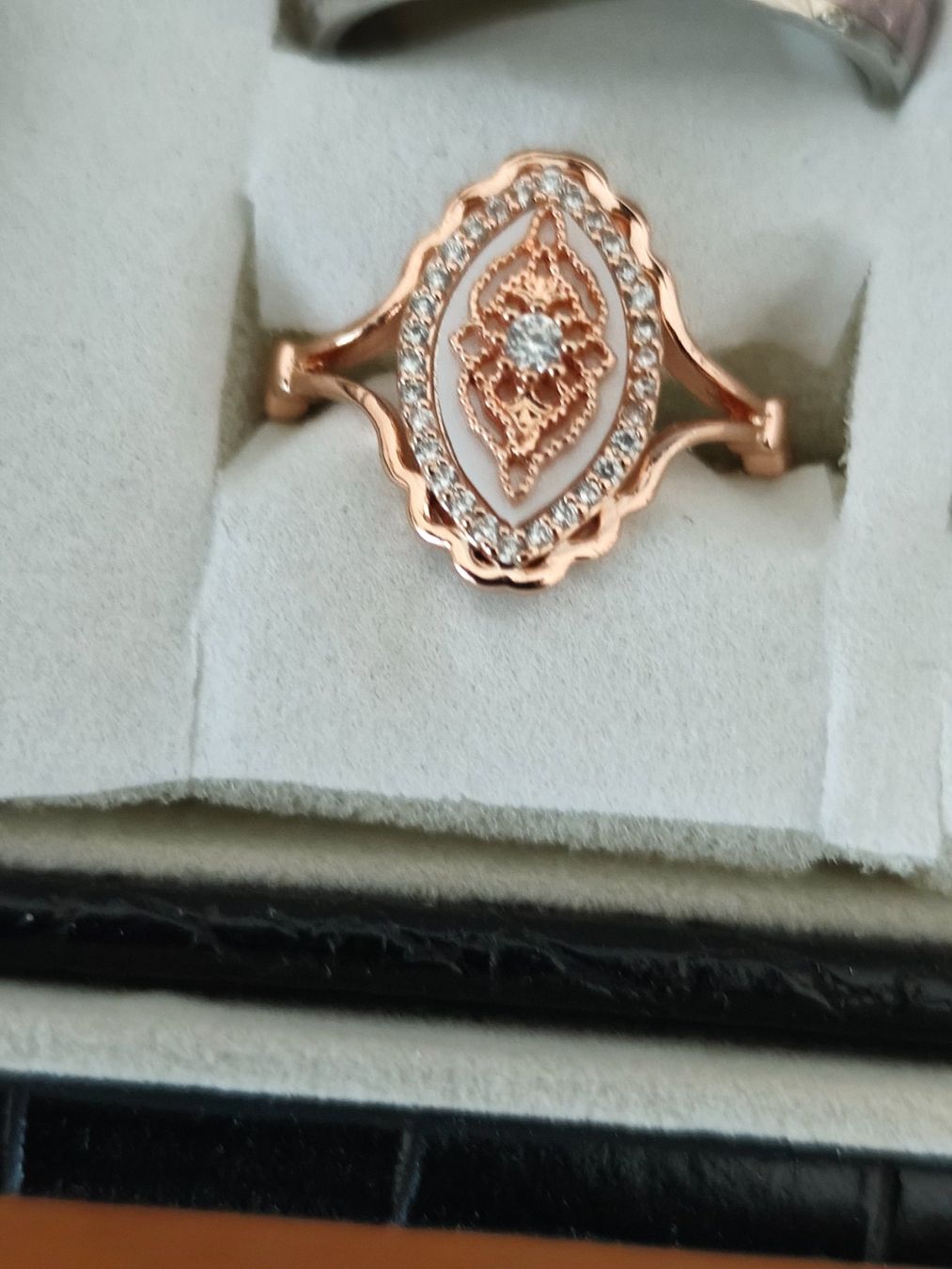 Ringe: Ring Grösse 56 (8) – Neu (gemäss Beschreibung) aus Eschenbach LU von Orchi