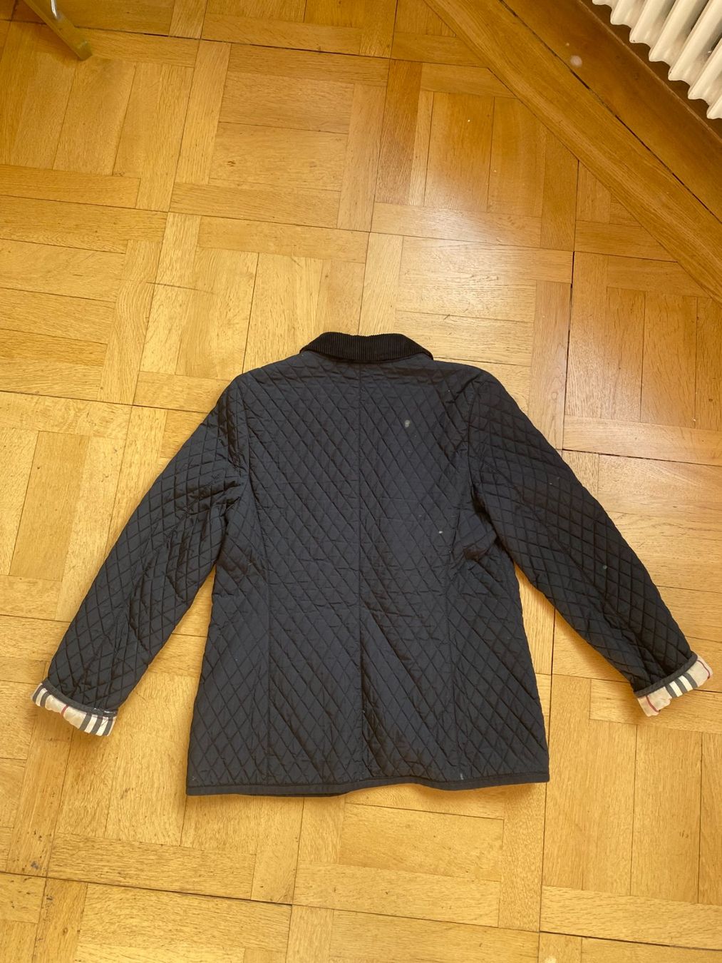 Burberry Giacche: BURBERRY GESTEPPTE JACKE NAVY – Usato da Zürich venduto da ilj_b22t 1