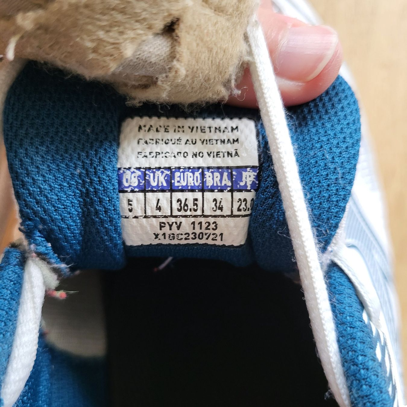 Mizuno Scarpe per ragazzi: Mizuno Hallenschuh – Usato da huttwil venduto da Fasnacht5 4