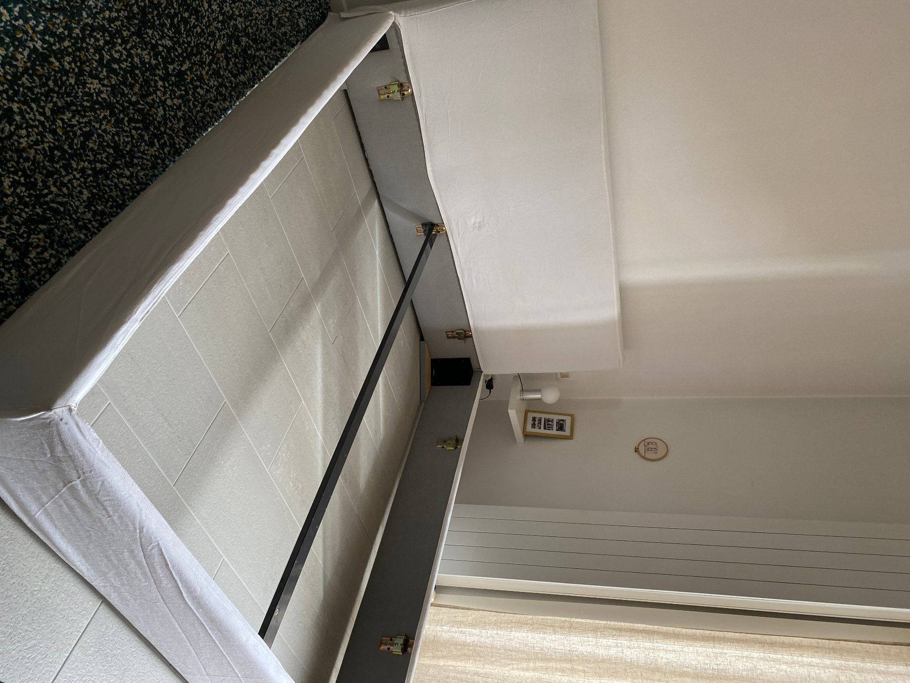 Reti a doghe: Sommier avec tête de lit – Usato da Lausanne venduto da dod_yz8r 1