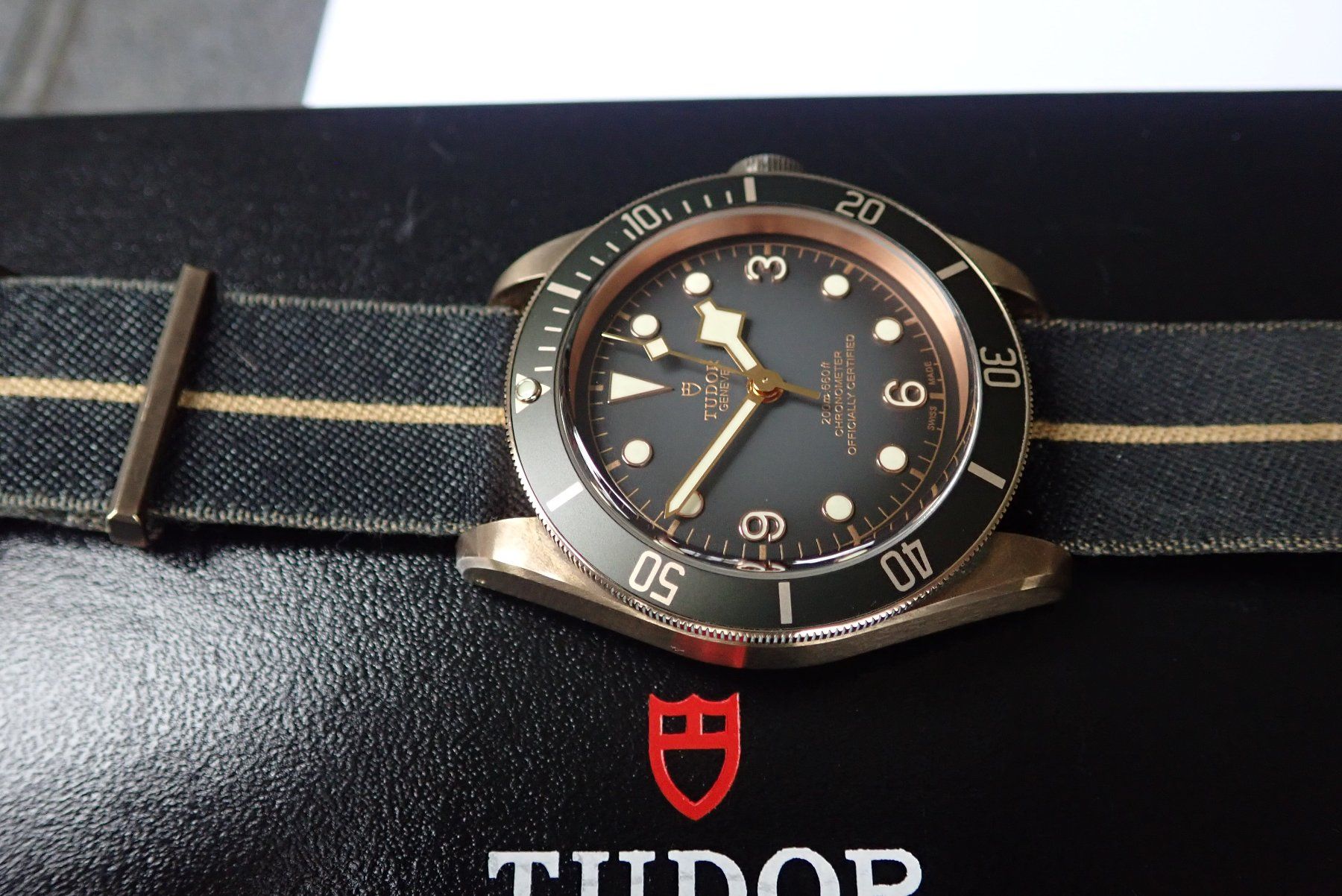 Tudor Orologi: TUDOR BRONZE CHRONOMETER AUTOMATIC 200METER,43MM. – Usato da Wohlen AG venduto da kingwatcheshere 8