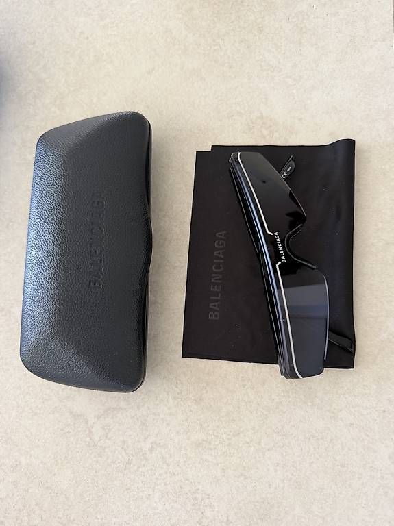 Occhiali & Lenti: Balenciaga Sonnenbrille – Usato da Niederhasli venduto da des_f82m