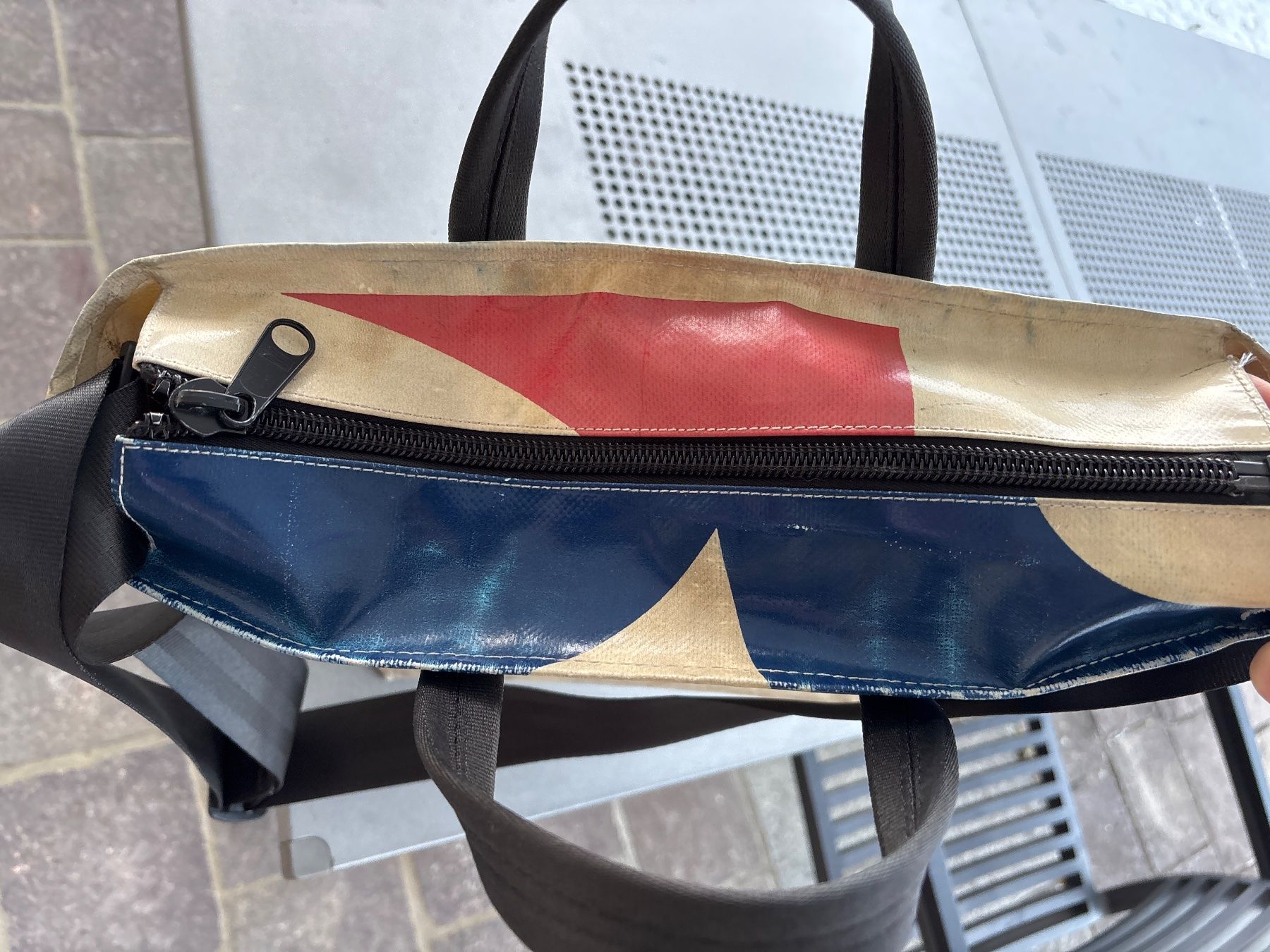 Freitag Borse: Schultertasche Freitag Modell  Bob – Nuovo (secondo la descrizione) da Rafz venduto da ric_9hfy 7