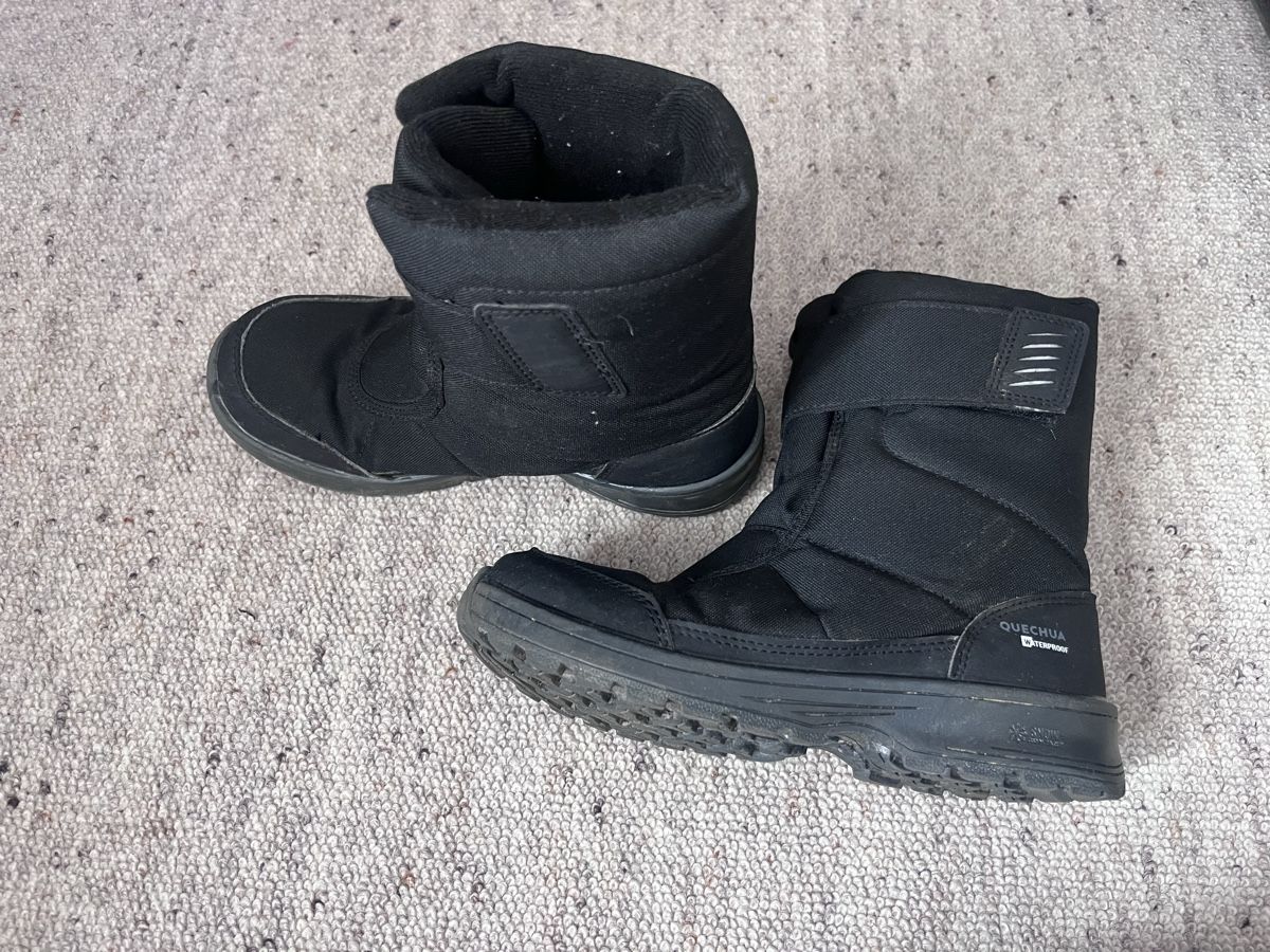 Decathlon Chaussures hommes: Schneeschuh 34  – D'occasion à Saas-Fee par Marienelly19 1