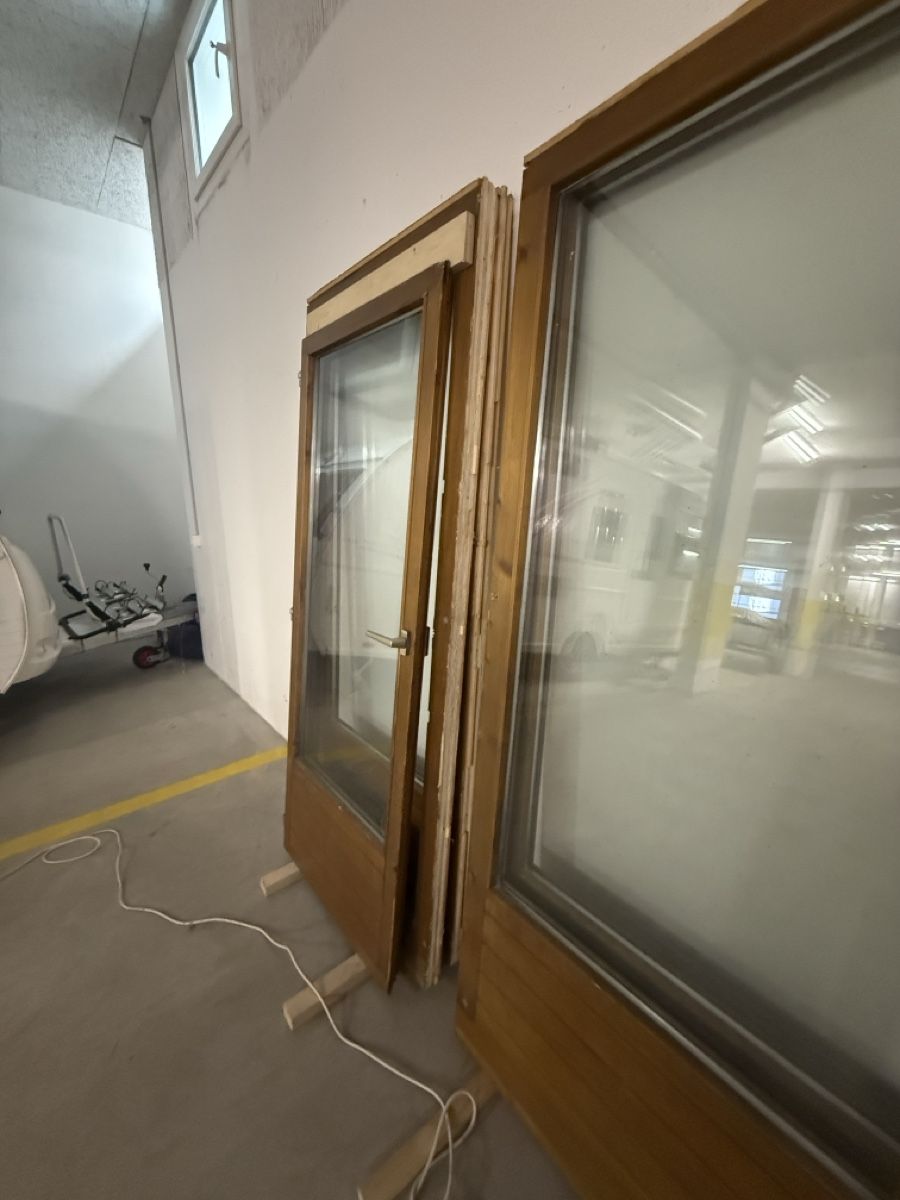 Paravents: Türe/Wand mit gläser – D'occasion à Lütisburg par kur_d7q7 1