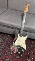 Guitare électrique style Stratocaster promotion bière Sol