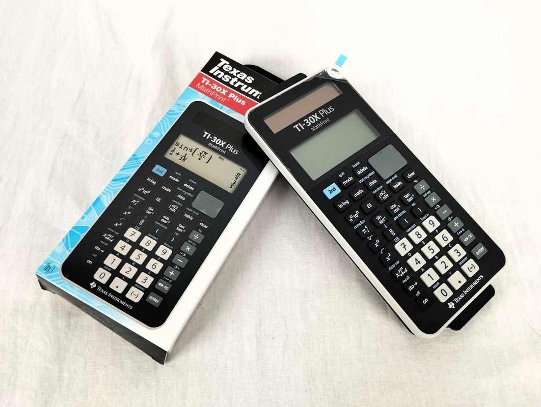 Texas Instruments Calcolatrici tascabili: TEXAS INSTRUMENTS Taschenrechner TI-30X Plus – Nuovo (secondo la descrizione) da Schübelbach venduto da Restwert_Schubelbach