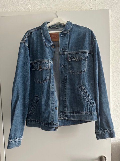 Jeans: Jeansjacke Levi Strauss – Usato da Pfäffikon ZH venduto da thf_rqs2