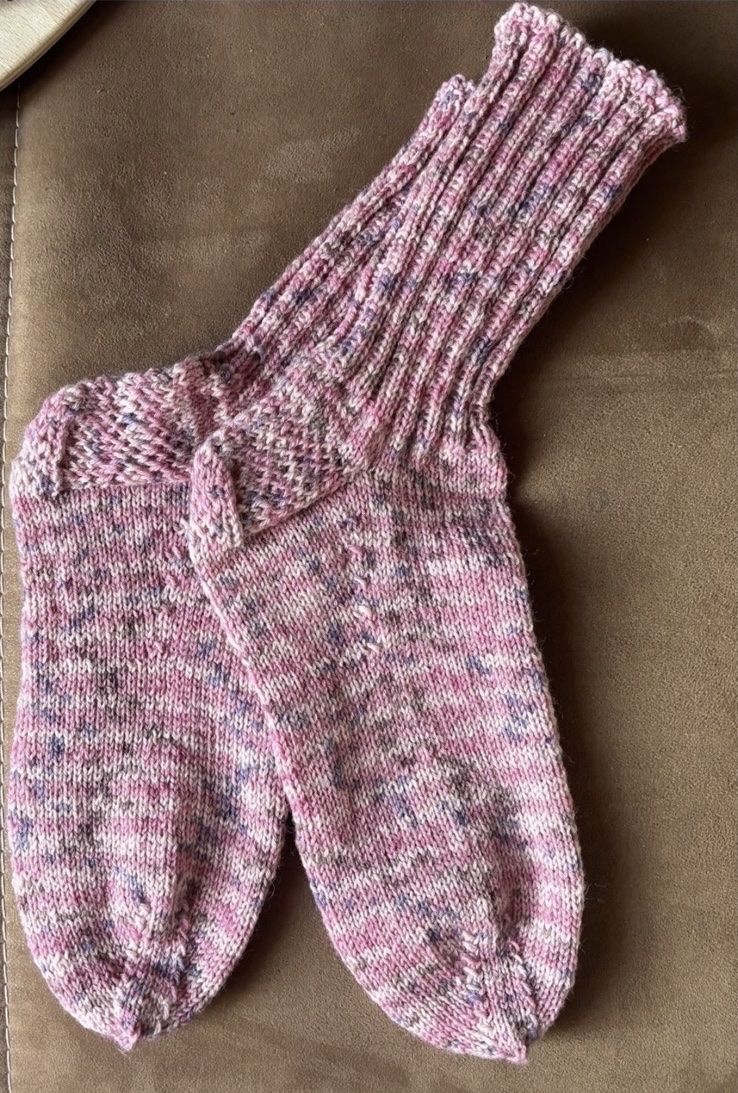 Calze: Handgestrickte Socken Grösse 38/39 Rosa  – Nuovo e nell'imballaggio originale da Linden venduto da Naturae89