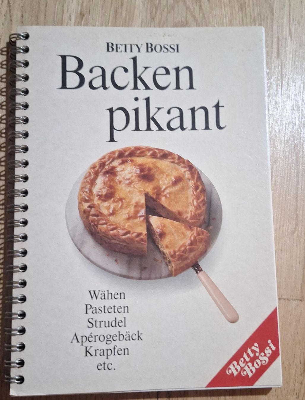 Libri: Betty Bossi Backen pikant – Usato da Egg b. Zürich venduto da Andoria35