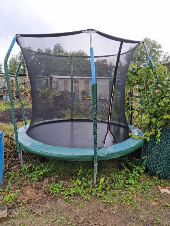 Trampolin Kaufen auf Ricardo