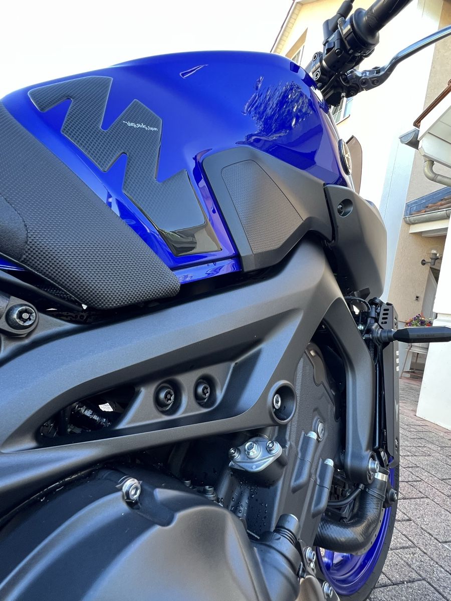 Yamaha Strada: Yamaha MT09 – Nuovo (secondo la descrizione) da Diepoldsau venduto da pat_kzx6 7