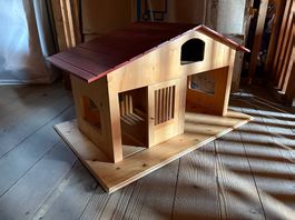 Bauernhof/-haus/Stall aus Holz zum Spielen