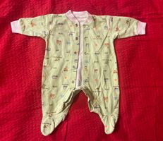 Baby Schlafanzug/Jumpsuit, Grösse 56, grün 🚦