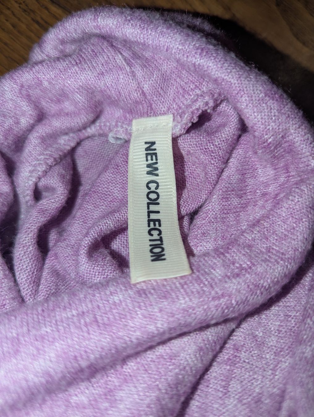 Pullover & Sweatshirts: Trendiger Rollkragenpullover, Lila, Herbst/Winter Top! 38/40 – Gebraucht aus Altendorf von Eistoelter 2