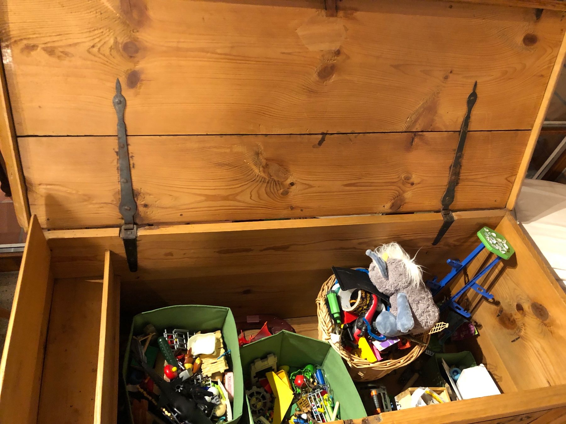Truhen: Holz Truhe antik – Gebraucht aus Oberrieden von drd11 3