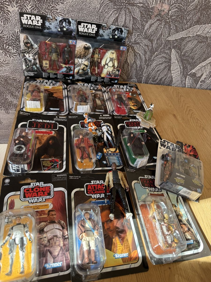 Star Wars Figuren: Star Wars Figuren – Neu (gemäss Beschreibung) aus Reinach BL von ran_28bp