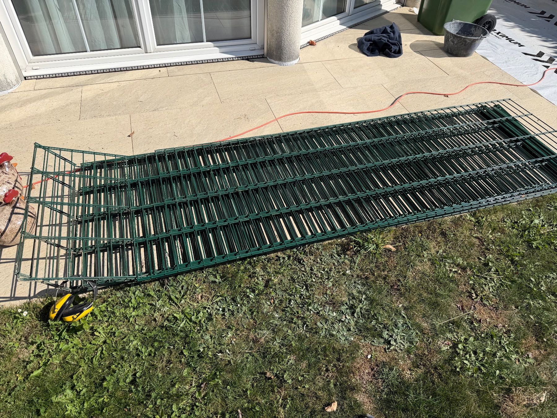 Zäune: Metallzaun grün – Gebraucht aus Kirchberg BE von Koebeli8