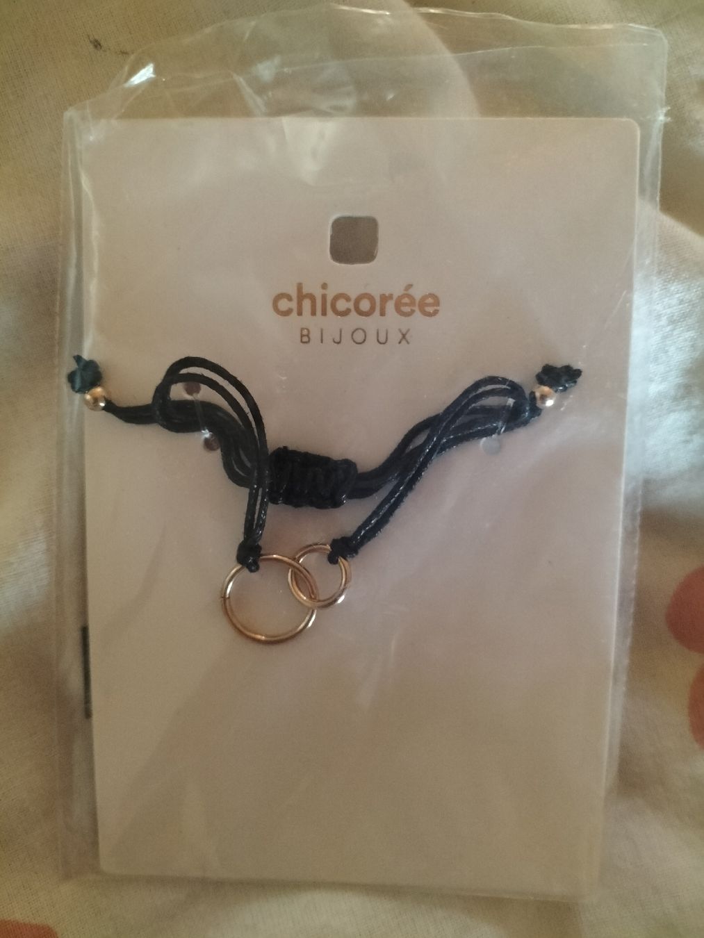 Armbänder & -reifen: bracelet – Neu und originalverpackt aus Gillarens von Emy_28