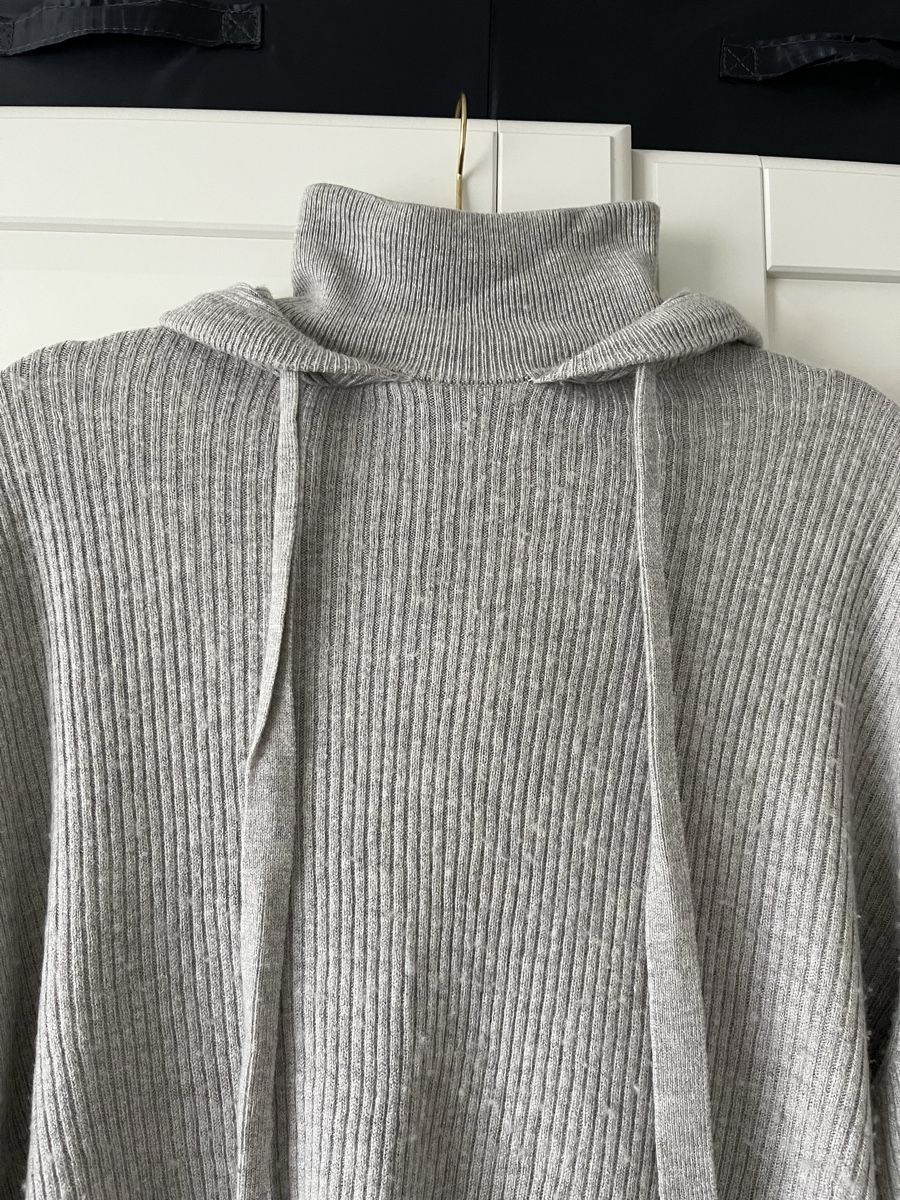 Zara Pulls & Sweat-shirts: Strick-Sweatshirt – D'occasion à Allschwil par eyl_bb8q 1