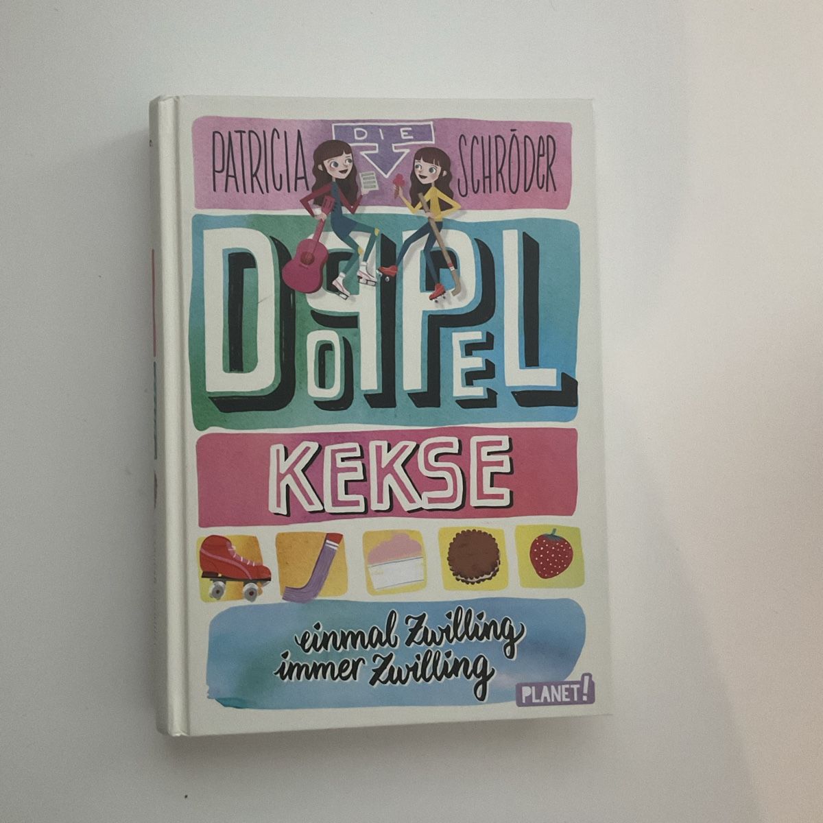 Libri: Die Doppelkekse: einmal Zwilling immer Zwilling – Nuovo (secondo la descrizione) da Domat/Ems venduto da mat_5fgh
