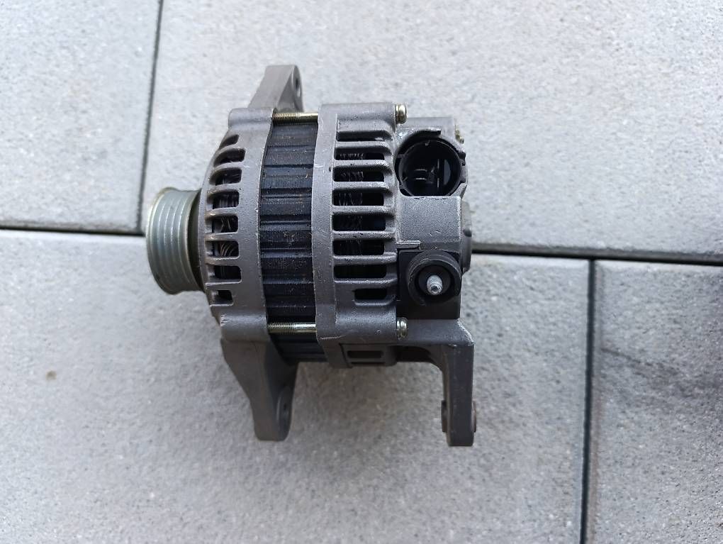 Tutti pezzi di ricambio auto: Alternator Subaru  – Usato da Umiken venduto da ced_5rvk