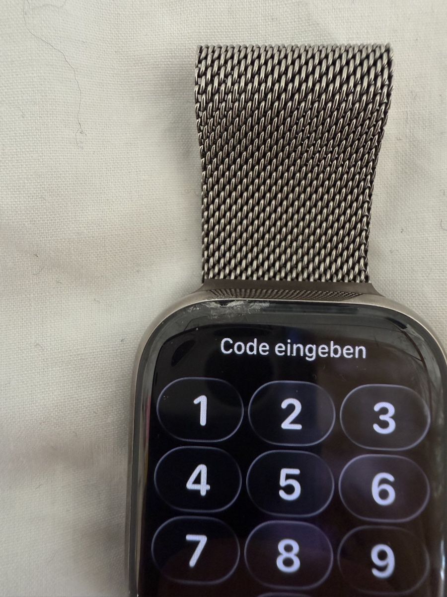 Montres: Appel Watch 7 + 11  – D'occasion à Arosa par hel_7v5h 1