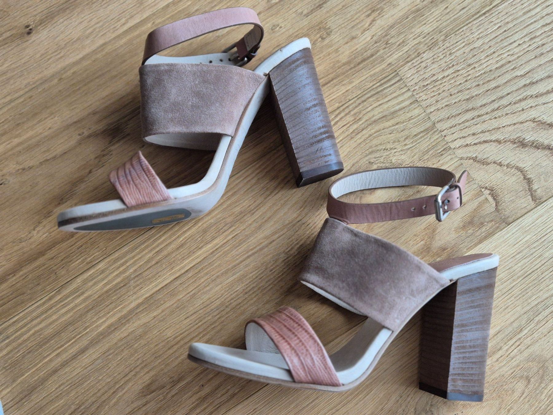 Brunello Cucinelli Scarpe da donna: BRUNELLO CUCINELLI snake print leather sandals P.38 – Nuovo e nell'imballaggio originale da Satigny venduto da Helene2014 2