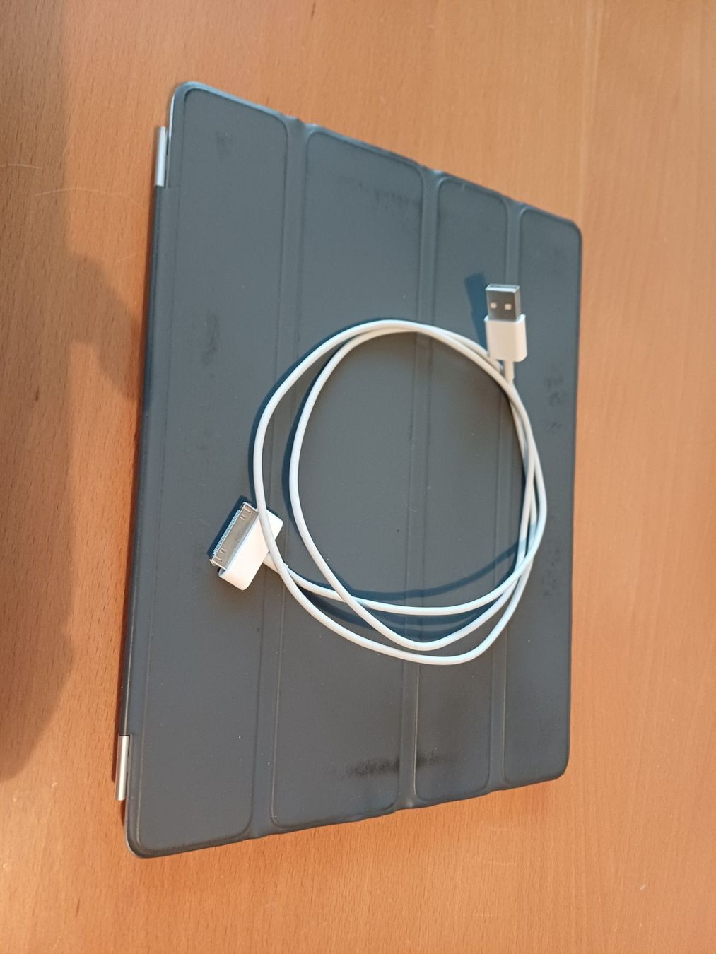 Apple Tablet PC: iPad  2. Generation, 16 GB - Funktioniert einwandfrei! – Usato da Kloten venduto da Juanita3