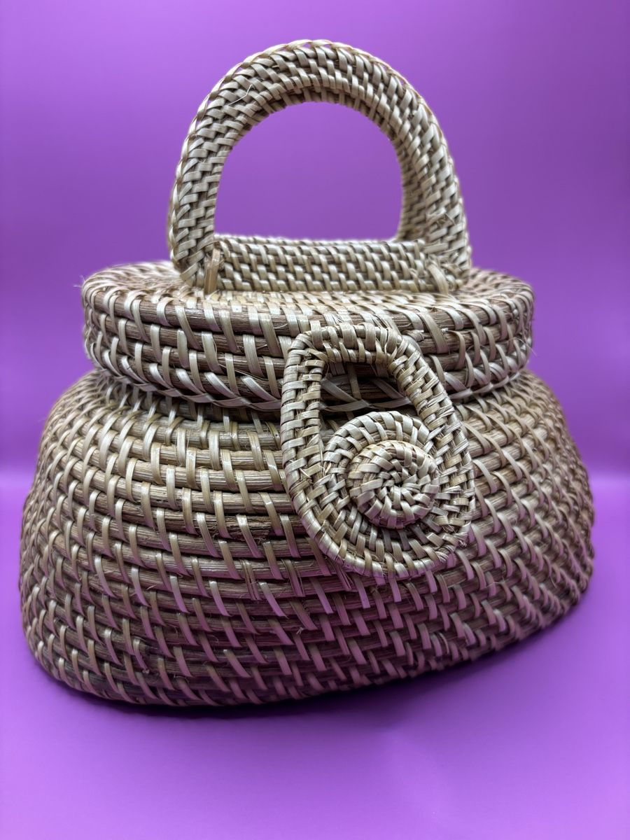 Taschen für Damen: Native Handbag – Neu und originalverpackt aus Buchrain von Mr.Kim