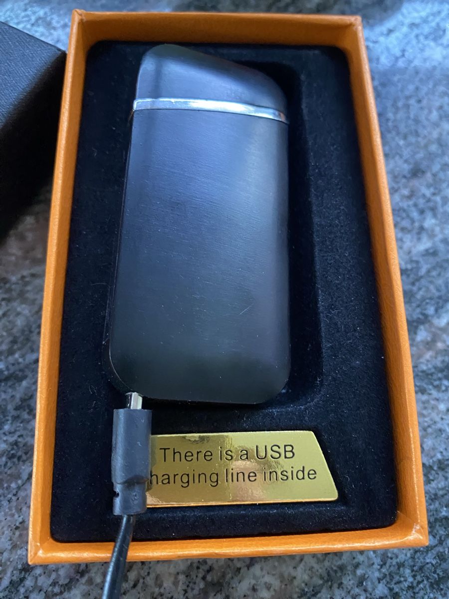 Accendini: Feuerzeug USB – Nuovo e nell'imballaggio originale da Bächli (Hemberg) venduto da aika012