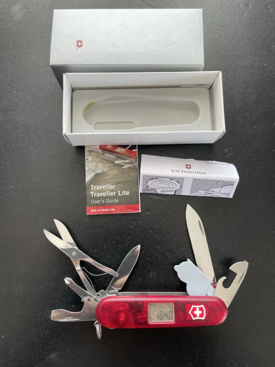 Victorinox Coltelli tascabile: Victorinox Traveller Lite Rot - Neu – Nuovo e nell'imballaggio originale da Meilen venduto da Romae