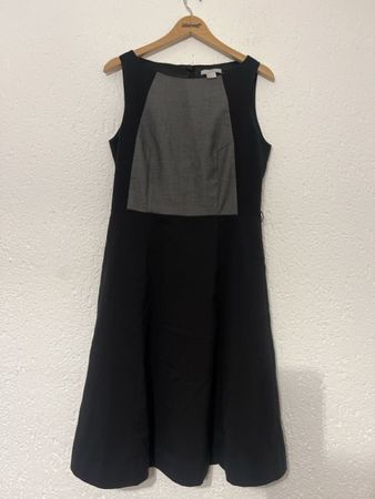 Elegantes, schwarzes Kleid mit grauem Einsatz, Grösse 36