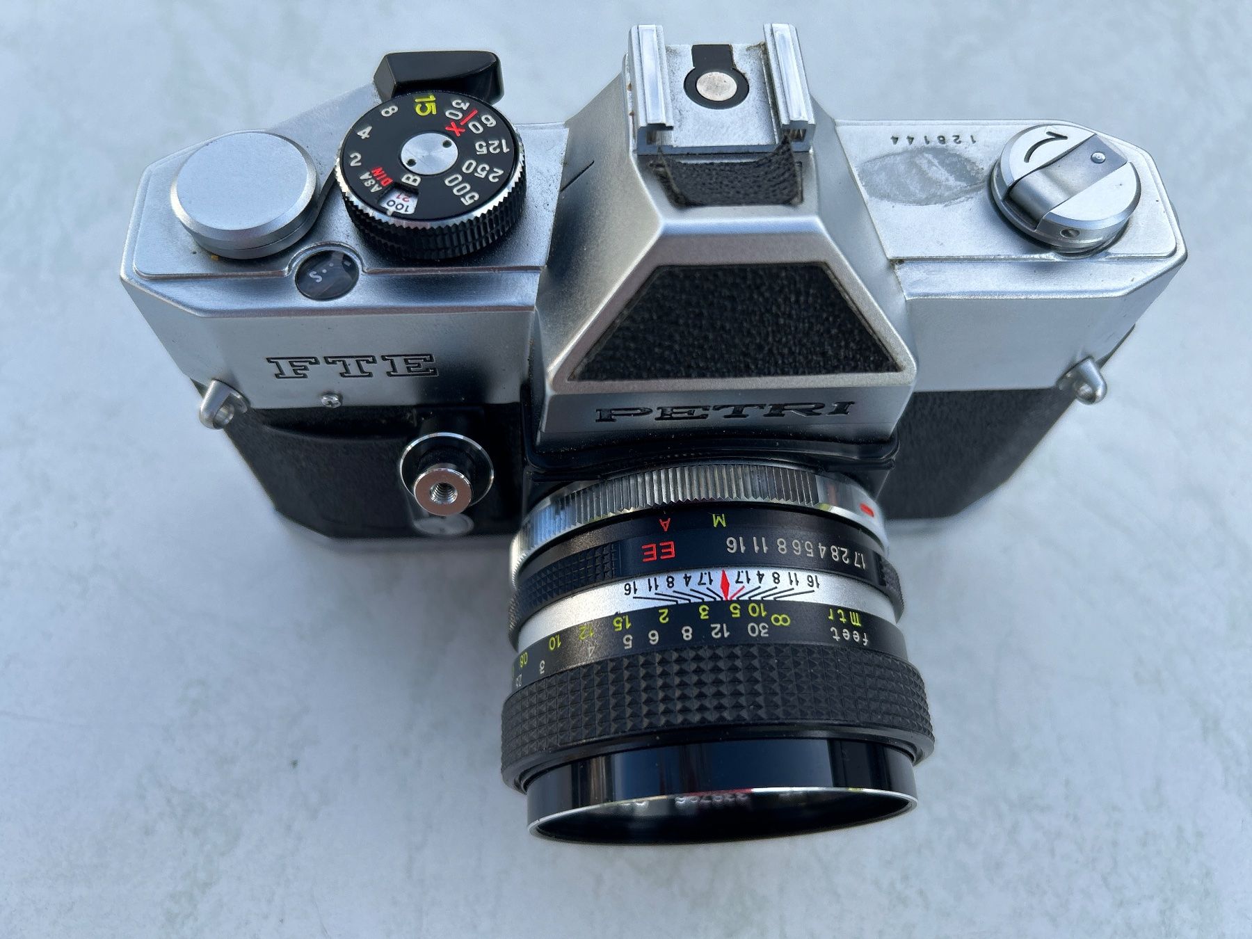 Fotocamera: Fotokamera Petri FTE mit 2 Objekten – Usato da Villnachern venduto da RicardoMary 2