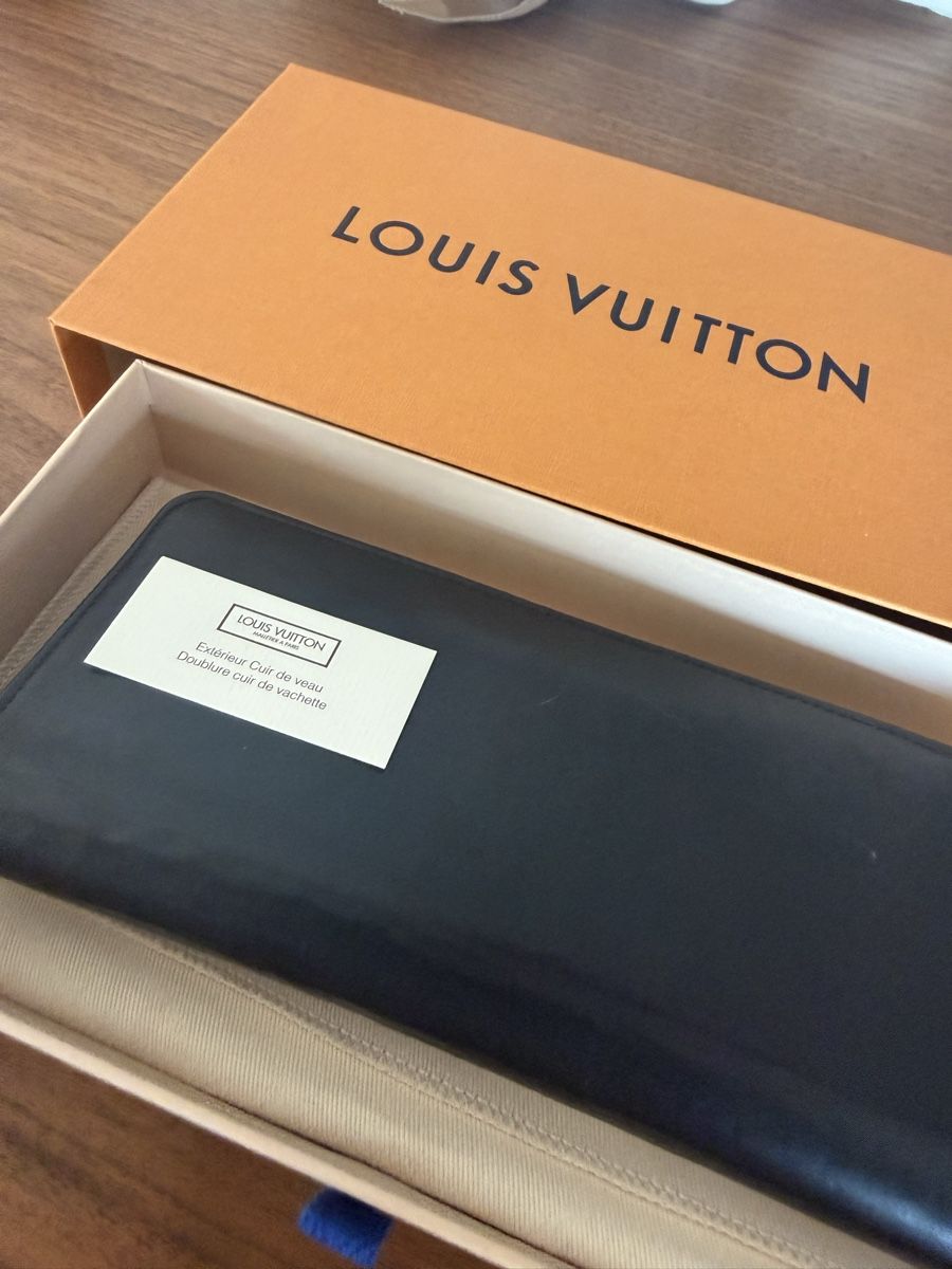 Louis Vuitton Portafogli: Z WALLET von LOUIS VUITTON – Usato da Volketswil venduto da SHANELLE01