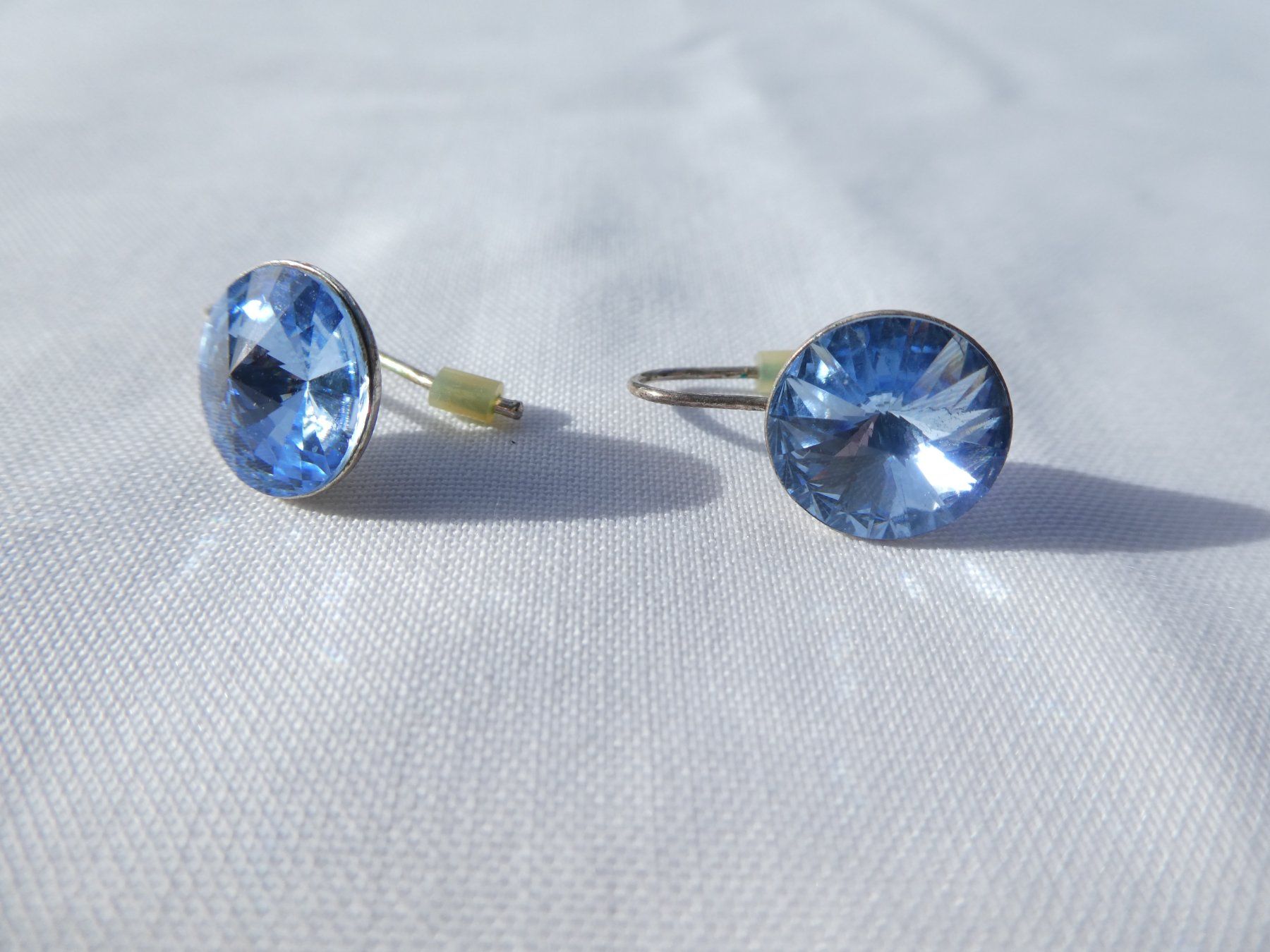 Boucles d'oreille: Ohrhänger mit Zirkonia, Modeschmuck – Neuf (Voir description) à Gattikon par kaandooh