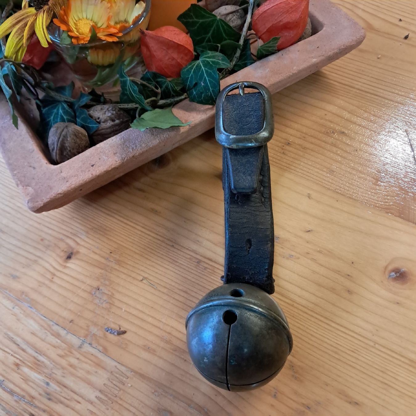 Cloches & sonnailles: Schöne Roll Glocke  – D'occasion à Murten par SHETHOF
