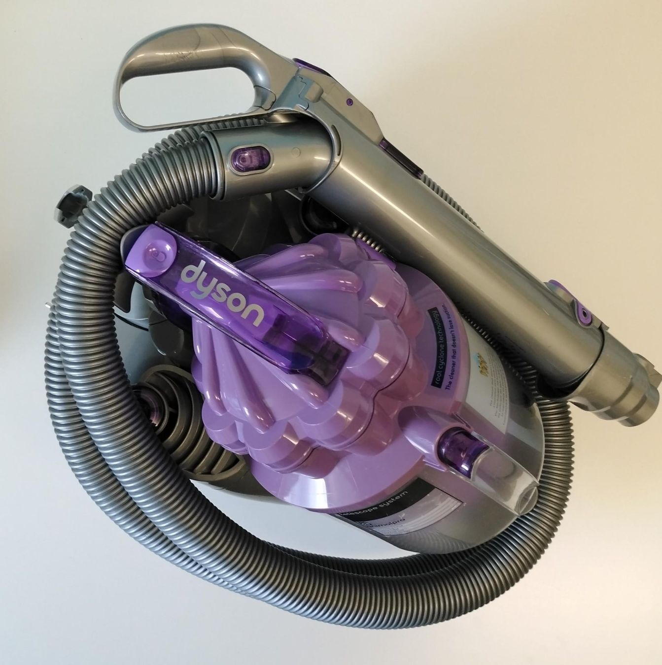 Dyson Staubsauger & Zubehör: Dyson DC08 telescope system animalpro – Defekt aus Basel von  1
