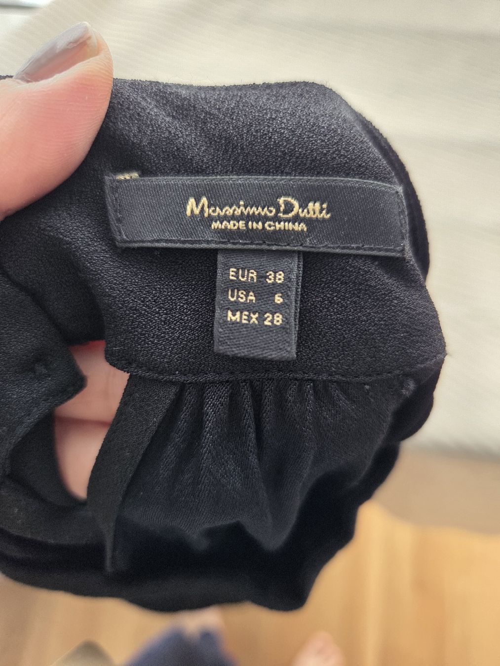Massimo Dutti Vestiti: Schwarzes Langarmkleid von Massimo Dutti Gr. 38 – Nuovo (secondo la descrizione) da Kriens venduto da ..stx.. 2