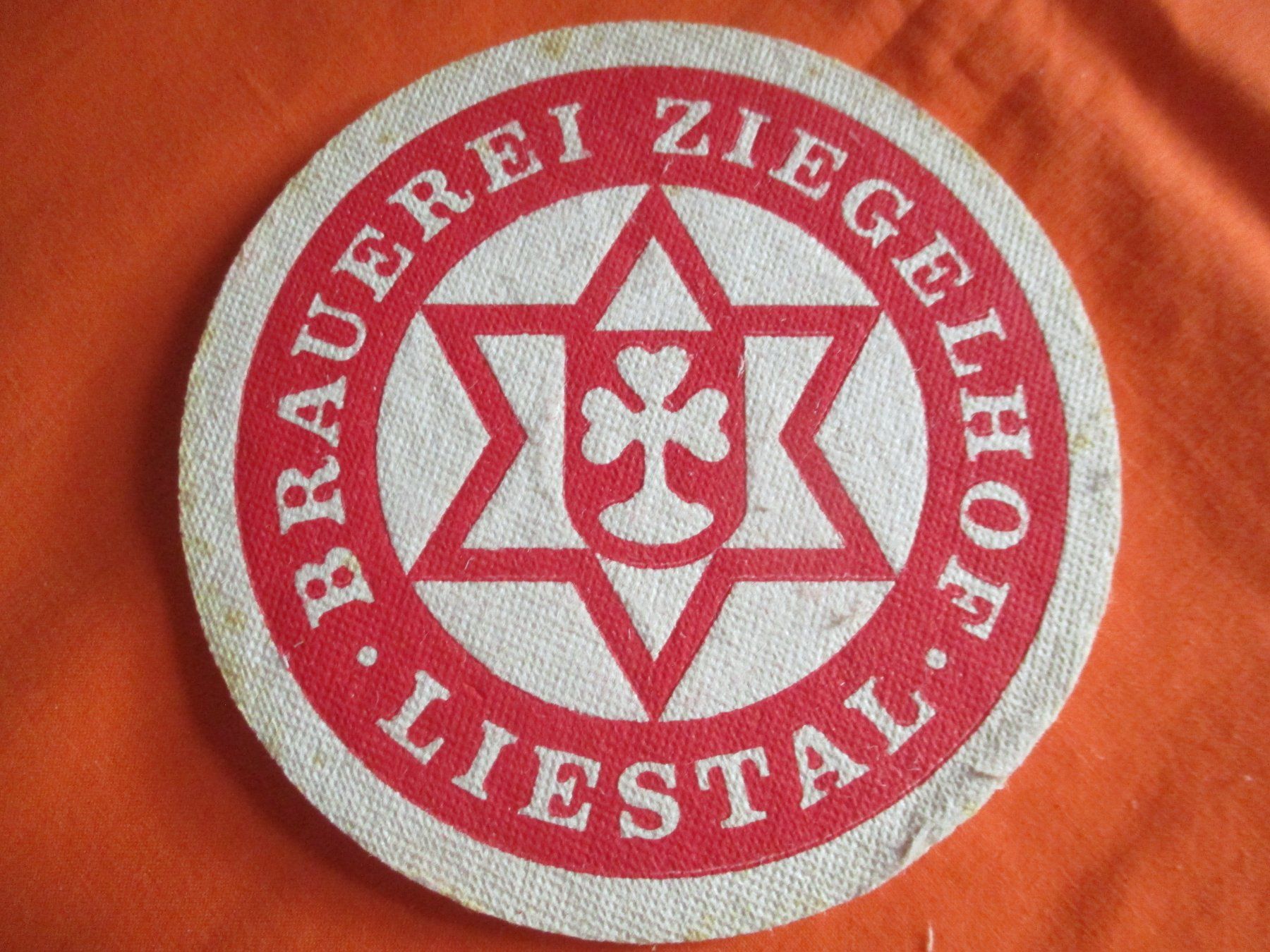 Sottobicchieri: Bierdeckel Ziegelhof Liestal – Usato da Birsfelden venduto da alles-muss-raus
