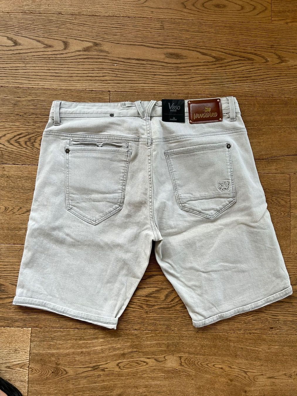 Hosen: Hose, Shorts, vanguard //NEU// 35 – Neu (gemäss Beschreibung) aus Stettfurt von outlet72 1