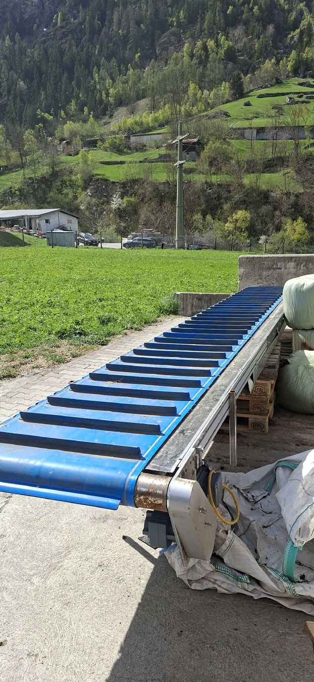 Remorques autochargeuses/d'ensilage: Förderband 6.25 m – D'occasion à St. Niklaus VS par uel_6tt8 4