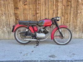 Mv Agusta ottantatre Scheunenfund