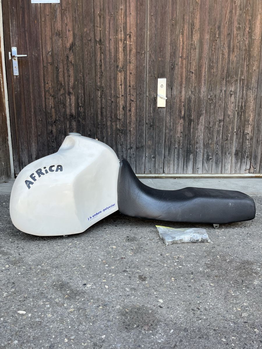 Sonstiges Fahrzeugzubehör: XT600Z Ténéré Polyester-Tank – Gebraucht aus Bern von Fletero