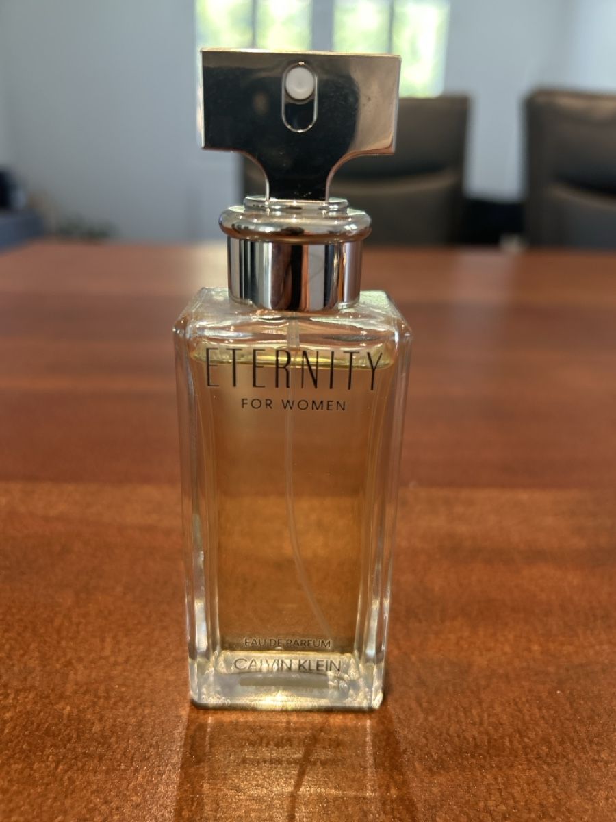 Calvin Klein Parfums & Eau de Toilette: ETERNITY CALVIN KLEIN – D'occasion à Ried (Muotathal) par Tardiana