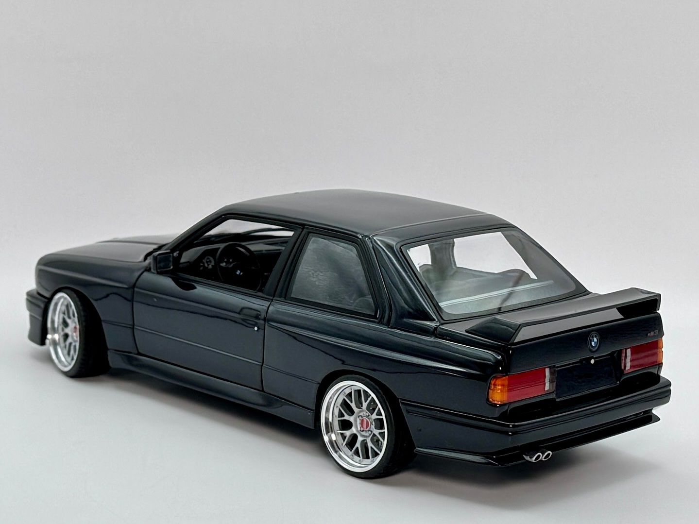 Minichamps Modellautos: 1:18 BMW M3 E30 Minichamps BBS Tuning – Neu (gemäss Beschreibung) aus Baar von Cai 2