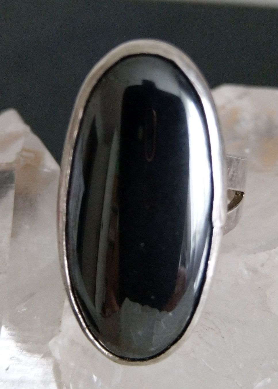 Anelli: RING MIT GROSSEM HÄMATIT IN 925 SILBER – Usato da Romanshorn venduto da Glitzer-Paradies 1