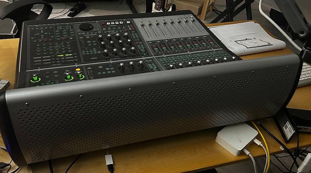 Mischpulte: AVID D-Command ES MIXER, XMON interface, XMON cable – Gebraucht aus Cadro von Argosound 1